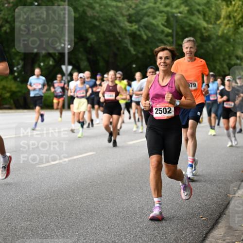 06.09.2026 - CURREX Alsterlauf Dr. Thomas Lammeyer http://msf.ph/oto/10114768 06.09.2026 09:08:33 Laufen 2828, 1045, 2502, 179 meine-sportfotos.de