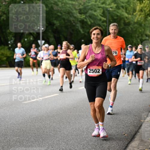 06.09.2026 - CURREX Alsterlauf Dr. Thomas Lammeyer http://msf.ph/oto/10114769 06.09.2026 09:08:33 Laufen 2828, 79, 2502, 4564 meine-sportfotos.de