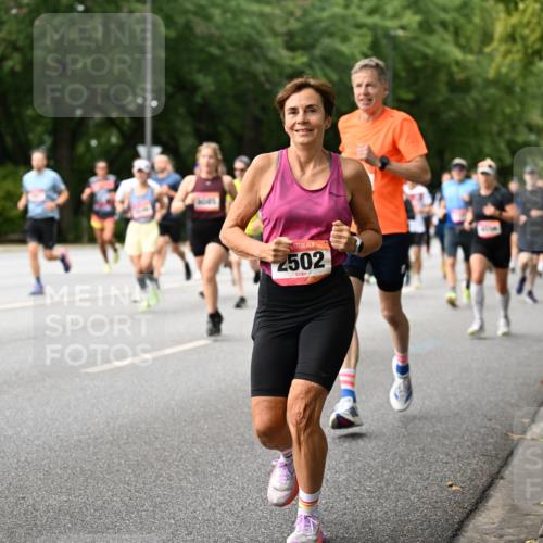 06.09.2026 - CURREX Alsterlauf Dr. Thomas Lammeyer http://msf.ph/oto/10114771 06.09.2026 09:08:33 Laufen 2502 meine-sportfotos.de