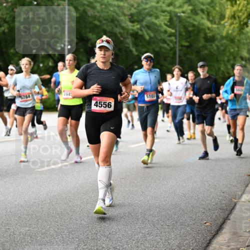 06.09.2026 - CURREX Alsterlauf Dr. Thomas Lammeyer http://msf.ph/oto/10114782 06.09.2026 09:08:36 Laufen 5784, 4949, 4556, 5102, 560 meine-sportfotos.de