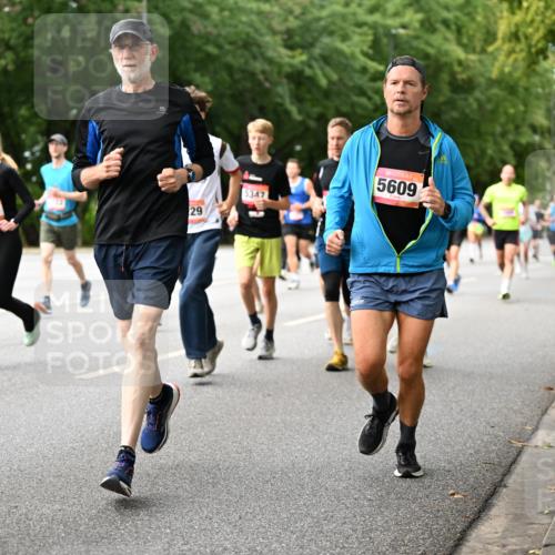 06.09.2026 - CURREX Alsterlauf Dr. Thomas Lammeyer http://msf.ph/oto/10114799 06.09.2026 09:08:38 Laufen 4955, 29, 5347, 5609 meine-sportfotos.de