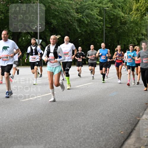 06.09.2026 - CURREX Alsterlauf Dr. Thomas Lammeyer http://msf.ph/oto/10114833 06.09.2026 09:08:44 Laufen 2655, 339, 5848, 3396, 3415, 4022, 3126, 3686, 5129, 4989, 5198, 8120 meine-sportfotos.de