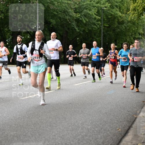 06.09.2026 - CURREX Alsterlauf Dr. Thomas Lammeyer http://msf.ph/oto/10114836 06.09.2026 09:08:45 Laufen 5848, 56, 3396, 3411, 655, 402, 3126, 3686, 5129, 4989, 5, 8120 meine-sportfotos.de