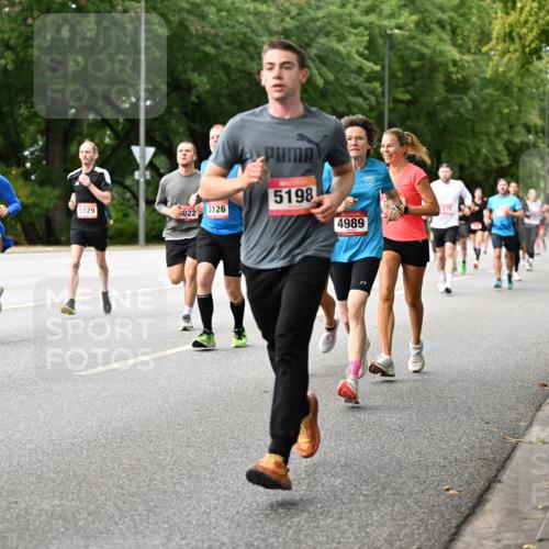 06.09.2026 - CURREX Alsterlauf Dr. Thomas Lammeyer http://msf.ph/oto/10114850 06.09.2026 09:08:47 Laufen 2973, 5129, 3126, 022, 2974, 5198, 4989 meine-sportfotos.de