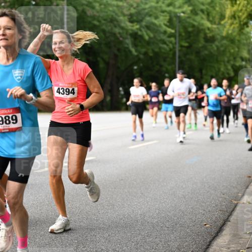 06.09.2026 - CURREX Alsterlauf Dr. Thomas Lammeyer http://msf.ph/oto/10114860 06.09.2026 09:08:48 Laufen 4989, 4394 meine-sportfotos.de