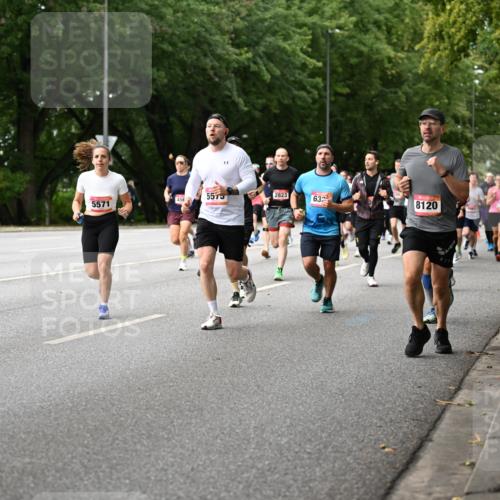 06.09.2026 - CURREX Alsterlauf Dr. Thomas Lammeyer http://msf.ph/oto/10114873 06.09.2026 09:08:50 Laufen 5573, 2823, 456, 632, 5571, 8120, 4240 meine-sportfotos.de