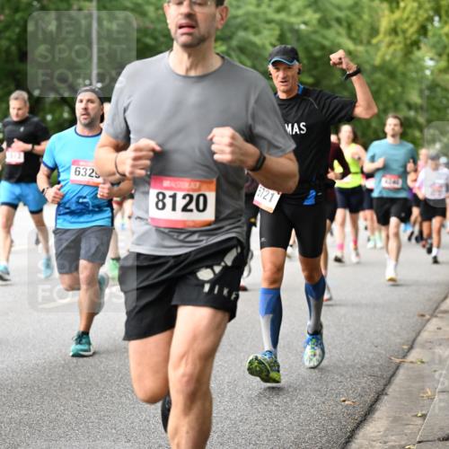 06.09.2026 - CURREX Alsterlauf Dr. Thomas Lammeyer http://msf.ph/oto/10114886 06.09.2026 09:08:52 Laufen 6331, 6329, 8120, 5721 meine-sportfotos.de