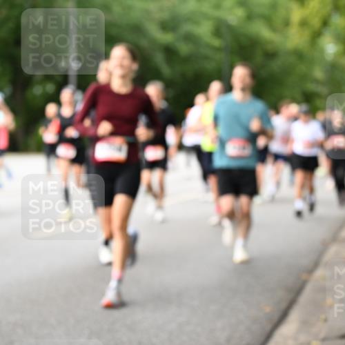 06.09.2026 - CURREX Alsterlauf Dr. Thomas Lammeyer http://msf.ph/oto/10114896 06.09.2026 09:08:54 Laufen  meine-sportfotos.de