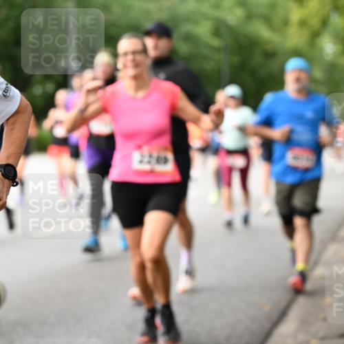 06.09.2026 - CURREX Alsterlauf Dr. Thomas Lammeyer http://msf.ph/oto/10114929 06.09.2026 09:08:58 Laufen 3 meine-sportfotos.de