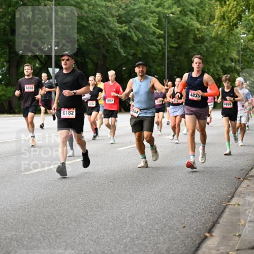 06.09.2026 - CURREX Alsterlauf Dr. Thomas Lammeyer http://msf.ph/oto/10114950 06.09.2026 09:09:03 Laufen 3468, 4333, 6182, 5862, 4332, 4584, 237, 4835, 4999 meine-sportfotos.de