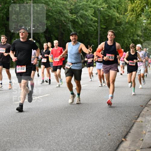 06.09.2026 - CURREX Alsterlauf Dr. Thomas Lammeyer http://msf.ph/oto/10114953 06.09.2026 09:09:04 Laufen 4333, 6182, 4332, 586, 4584, 4833, 237, 4999, 237 meine-sportfotos.de