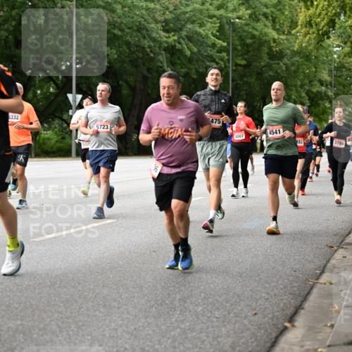 06.09.2026 - CURREX Alsterlauf Dr. Thomas Lammeyer http://msf.ph/oto/10114986 06.09.2026 09:09:09 Laufen 5551, 8332, 15320, 5723, 475, 4541, 4007, 353, 3799, 5881 meine-sportfotos.de