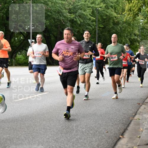 06.09.2026 - CURREX Alsterlauf Dr. Thomas Lammeyer http://msf.ph/oto/10114987 06.09.2026 09:09:09 Laufen 555, 5723, 06, 475, 4007, 4541, 3799, 6453 meine-sportfotos.de
