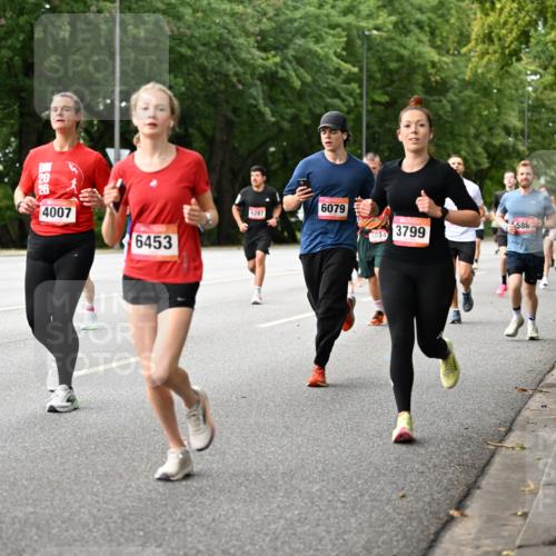 06.09.2026 - CURREX Alsterlauf Dr. Thomas Lammeyer http://msf.ph/oto/10114999 06.09.2026 09:09:12 Laufen 20, 26, 4007, 6453, 6287, 6079, 5834, 3799, 586 meine-sportfotos.de