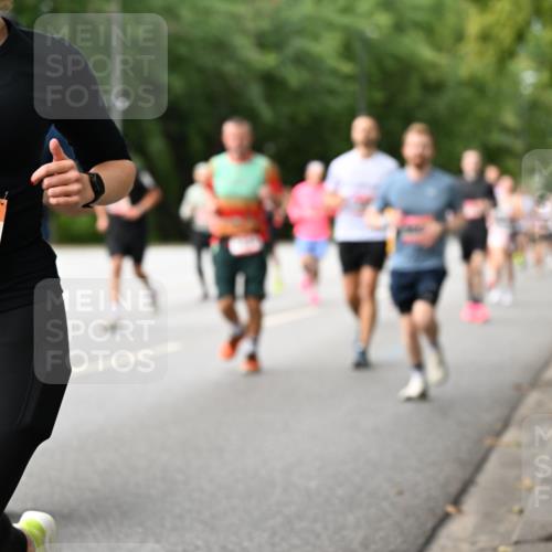 06.09.2026 - CURREX Alsterlauf Dr. Thomas Lammeyer http://msf.ph/oto/10115009 06.09.2026 09:09:14 Laufen 3799 meine-sportfotos.de