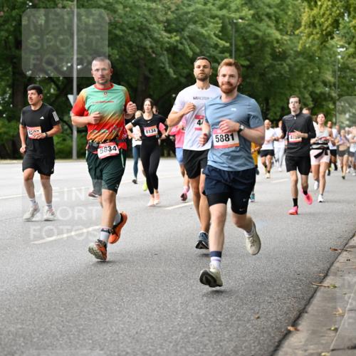 06.09.2026 - CURREX Alsterlauf Dr. Thomas Lammeyer http://msf.ph/oto/10115012 06.09.2026 09:09:14 Laufen 5834, 8134, 4, 5881, 4 meine-sportfotos.de