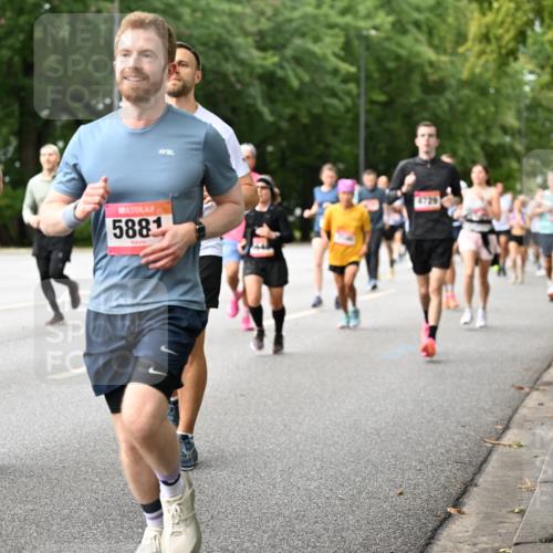 06.09.2026 - CURREX Alsterlauf Dr. Thomas Lammeyer http://msf.ph/oto/10115019 06.09.2026 09:09:15 Laufen 287, 5834, 5881, 4729 meine-sportfotos.de