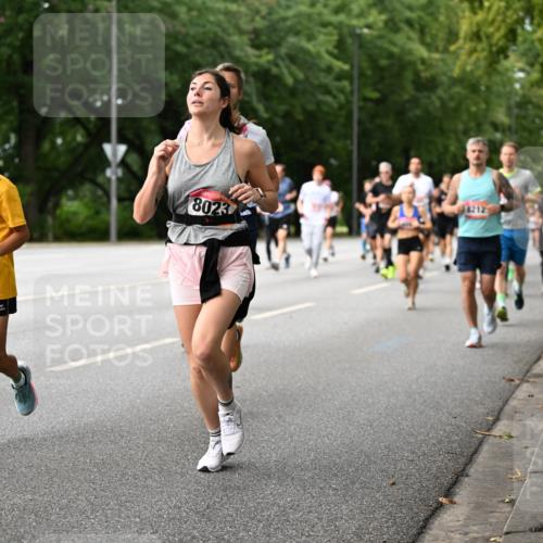 06.09.2026 - CURREX Alsterlauf Dr. Thomas Lammeyer http://msf.ph/oto/10115026 06.09.2026 09:09:18 Laufen 46, 2500, 18212, 8023 meine-sportfotos.de