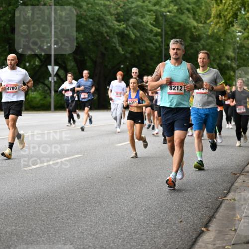 06.09.2026 - CURREX Alsterlauf Dr. Thomas Lammeyer http://msf.ph/oto/10115030 06.09.2026 09:09:20 Laufen 6139, 4780, 600, 8212, 4870 meine-sportfotos.de