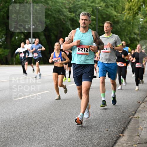 06.09.2026 - CURREX Alsterlauf Dr. Thomas Lammeyer http://msf.ph/oto/10115035 06.09.2026 09:09:21 Laufen 4780, 6092, 8212, 749, 4870 meine-sportfotos.de