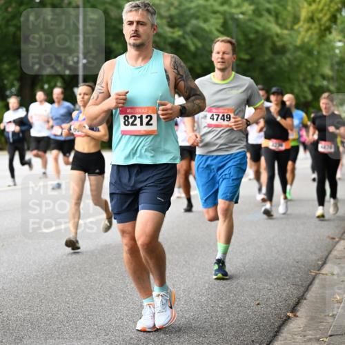 06.09.2026 - CURREX Alsterlauf Dr. Thomas Lammeyer http://msf.ph/oto/10115039 06.09.2026 09:09:21 Laufen 8212, 4749 meine-sportfotos.de
