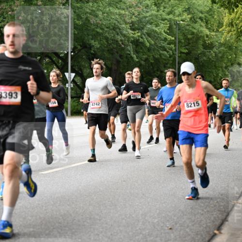 06.09.2026 - CURREX Alsterlauf Dr. Thomas Lammeyer http://msf.ph/oto/10115110 06.09.2026 09:09:46 Laufen 4232, 3393, 3556, 4742, 4827, 562, 8215, 53, 5552 meine-sportfotos.de