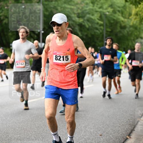 06.09.2026 - CURREX Alsterlauf Dr. Thomas Lammeyer http://msf.ph/oto/10115118 06.09.2026 09:09:47 Laufen 4742, 8215 meine-sportfotos.de