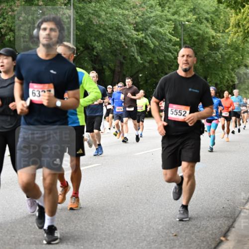 06.09.2026 - CURREX Alsterlauf Dr. Thomas Lammeyer http://msf.ph/oto/10115132 06.09.2026 09:09:49 Laufen 4250, 63, 5029, 5552 meine-sportfotos.de
