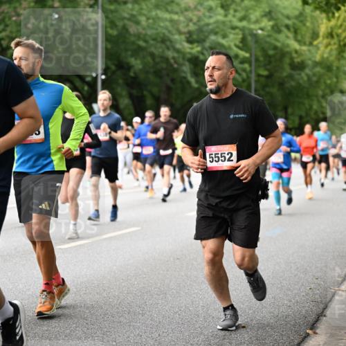 06.09.2026 - CURREX Alsterlauf Dr. Thomas Lammeyer http://msf.ph/oto/10115135 06.09.2026 09:09:50 Laufen 6337, 5552 meine-sportfotos.de