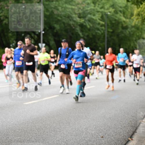 06.09.2026 - CURREX Alsterlauf Dr. Thomas Lammeyer http://msf.ph/oto/10115146 06.09.2026 09:09:52 Laufen  meine-sportfotos.de
