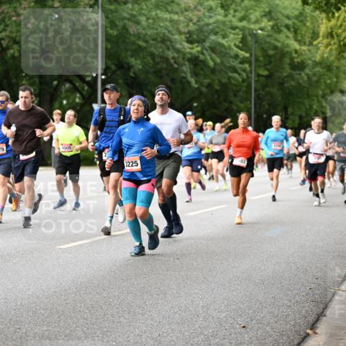 06.09.2026 - CURREX Alsterlauf Dr. Thomas Lammeyer http://msf.ph/oto/10115150 06.09.2026 09:09:52 Laufen 51, 4690, 5029, 4005, 3225, 5983 meine-sportfotos.de