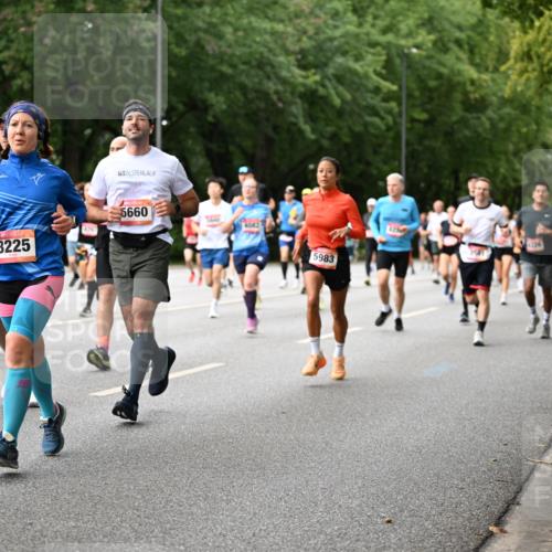 06.09.2026 - CURREX Alsterlauf Dr. Thomas Lammeyer http://msf.ph/oto/10115155 06.09.2026 09:09:53 Laufen 3225, 5660, 4082, 5983, 1250, 4316 meine-sportfotos.de