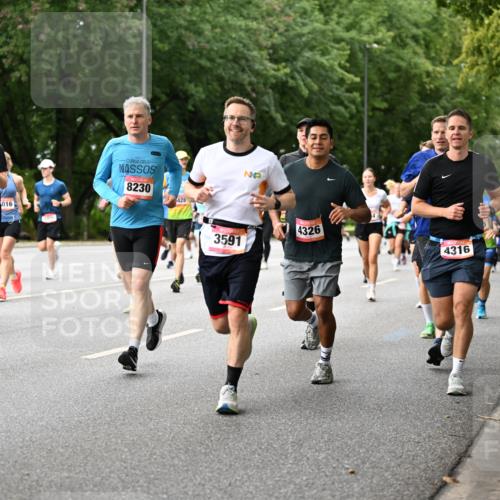 06.09.2026 - CURREX Alsterlauf Dr. Thomas Lammeyer http://msf.ph/oto/10115174 06.09.2026 09:09:56 Laufen 2239, 016, 8230, 428, 3591, 0410, 4326, 4316, 3559, 5656 meine-sportfotos.de