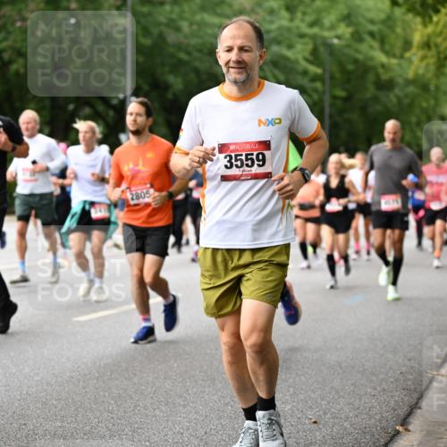 06.09.2026 - CURREX Alsterlauf Dr. Thomas Lammeyer http://msf.ph/oto/10115207 06.09.2026 09:10:01 Laufen 3451, 2805, 3559 meine-sportfotos.de