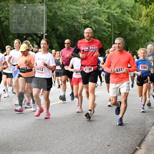 06.09.2026 - CURREX Alsterlauf Dr. Thomas Lammeyer http://msf.ph/oto/10115231 06.09.2026 09:10:04 Laufen 14, 5412, 92, 5411, 1224, 266, 4984, 5413, 809, 4190, 831, 3292 meine-sportfotos.de