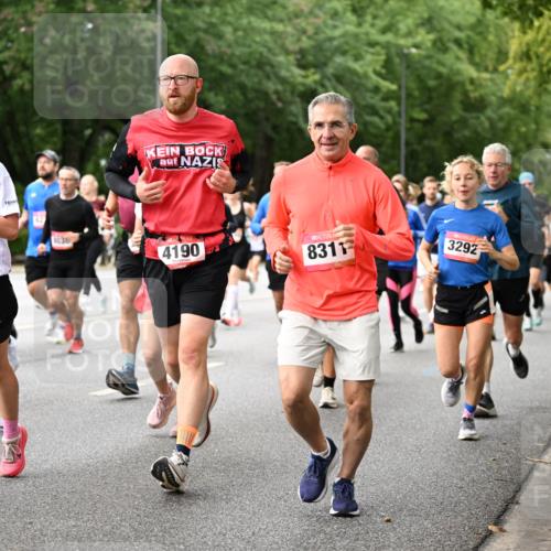 06.09.2026 - CURREX Alsterlauf Dr. Thomas Lammeyer http://msf.ph/oto/10115236 06.09.2026 09:10:05 Laufen 00, 11, 5414, 5413, 4190, 8311, 3292 meine-sportfotos.de