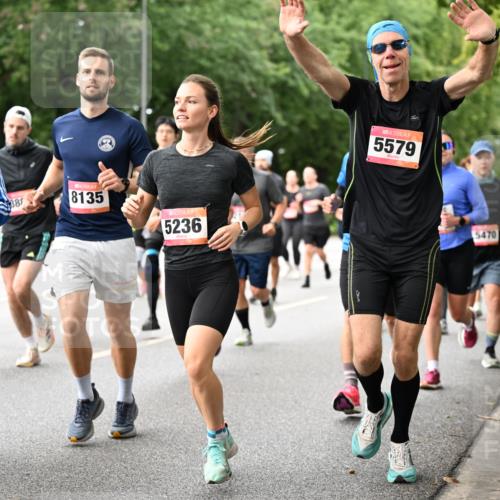 06.09.2026 - CURREX Alsterlauf Dr. Thomas Lammeyer http://msf.ph/oto/10115262 06.09.2026 09:10:09 Laufen 57, 5261, 385, 8135, 5236, 5579, 5470 meine-sportfotos.de
