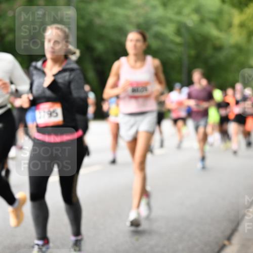06.09.2026 - CURREX Alsterlauf Dr. Thomas Lammeyer http://msf.ph/oto/10115281 06.09.2026 09:10:12 Laufen 3793, 9795 meine-sportfotos.de