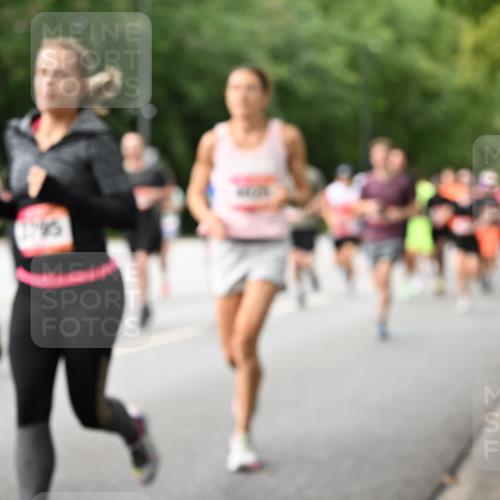 06.09.2026 - CURREX Alsterlauf Dr. Thomas Lammeyer http://msf.ph/oto/10115282 06.09.2026 09:10:12 Laufen 3793 meine-sportfotos.de