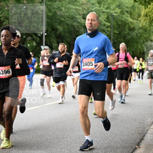 06.09.2026 - CURREX Alsterlauf Dr. Thomas Lammeyer http://msf.ph/oto/10115318 06.09.2026 09:10:18 Laufen 2228, 4525, 5396, 247, 5550, 677, 2405 meine-sportfotos.de