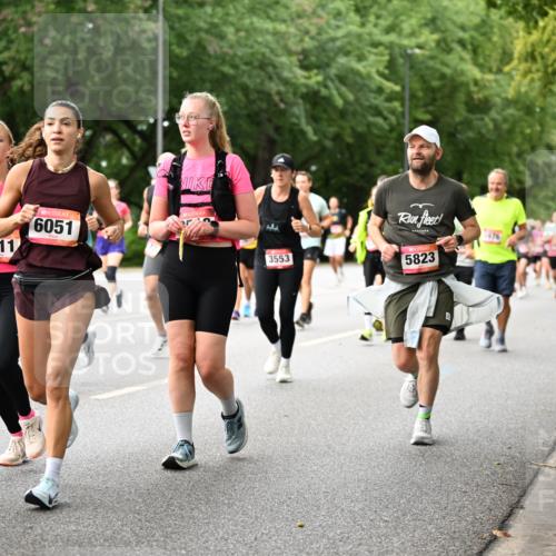 06.09.2026 - CURREX Alsterlauf Dr. Thomas Lammeyer http://msf.ph/oto/10115340 06.09.2026 09:10:21 Laufen 5011, 6051, 3553, 5823, 1976 meine-sportfotos.de