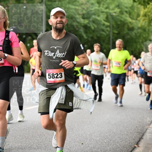 06.09.2026 - CURREX Alsterlauf Dr. Thomas Lammeyer http://msf.ph/oto/10115349 06.09.2026 09:10:22 Laufen 18, 5823 meine-sportfotos.de