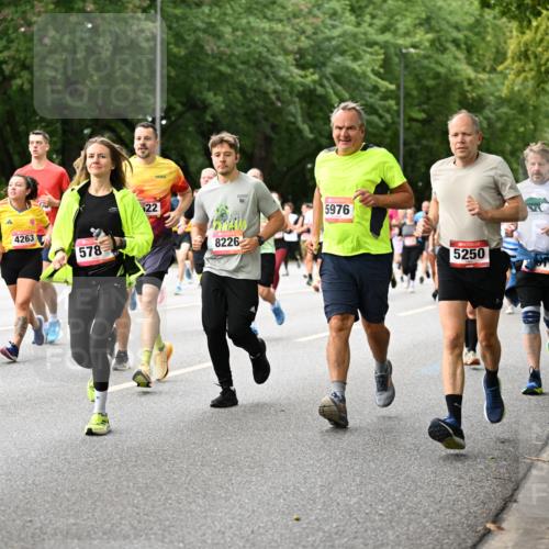 06.09.2026 - CURREX Alsterlauf Dr. Thomas Lammeyer http://msf.ph/oto/10115354 06.09.2026 09:10:23 Laufen 465, 4263, 578, 22, 8226, 5976, 5250 meine-sportfotos.de