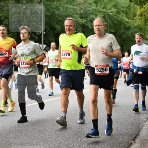 06.09.2026 - CURREX Alsterlauf Dr. Thomas Lammeyer http://msf.ph/oto/10115359 06.09.2026 09:10:24 Laufen 57, 10, 00, 4622, 822, 2927, 5976, 5250 meine-sportfotos.de