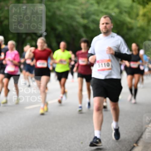 06.09.2026 - CURREX Alsterlauf Dr. Thomas Lammeyer http://msf.ph/oto/10115408 06.09.2026 09:10:31 Laufen 5110 meine-sportfotos.de