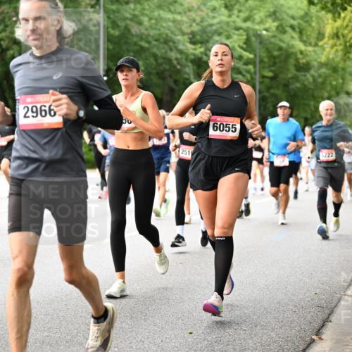 06.09.2026 - CURREX Alsterlauf Dr. Thomas Lammeyer http://msf.ph/oto/10115425 06.09.2026 09:10:33 Laufen 4323, 2966, 251, 6055, 5222 meine-sportfotos.de