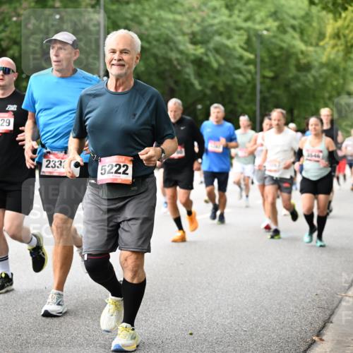 06.09.2026 - CURREX Alsterlauf Dr. Thomas Lammeyer http://msf.ph/oto/10115446 06.09.2026 09:10:36 Laufen 13, 3629, 2338, 5222 meine-sportfotos.de