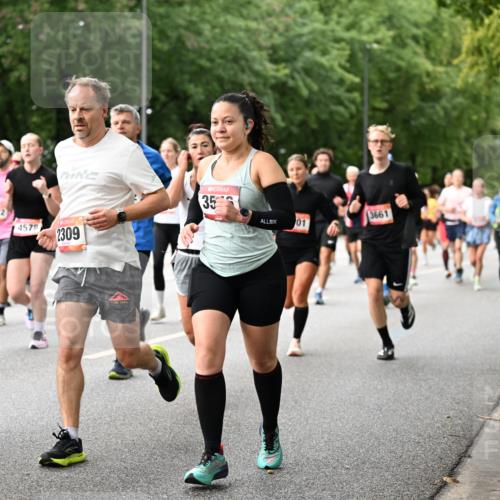 06.09.2026 - CURREX Alsterlauf Dr. Thomas Lammeyer http://msf.ph/oto/10115461 06.09.2026 09:10:38 Laufen 780, 35, 4570, 2309, 3661, 01 meine-sportfotos.de