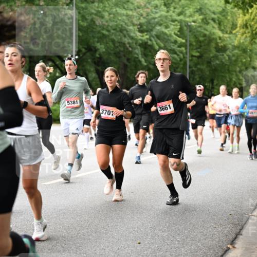 06.09.2026 - CURREX Alsterlauf Dr. Thomas Lammeyer http://msf.ph/oto/10115467 06.09.2026 09:10:39 Laufen 3546, 578, 5381, 3701, 3661, 28777 meine-sportfotos.de