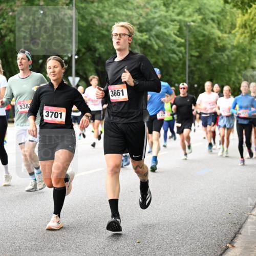 06.09.2026 - CURREX Alsterlauf Dr. Thomas Lammeyer http://msf.ph/oto/10115471 06.09.2026 09:10:39 Laufen 5382, 538, 3701, 3661, 227 meine-sportfotos.de